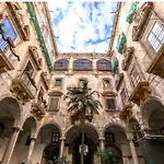 Casamaqueda26, Bilocale indipendente presso palazzo Filangeri-Cutò